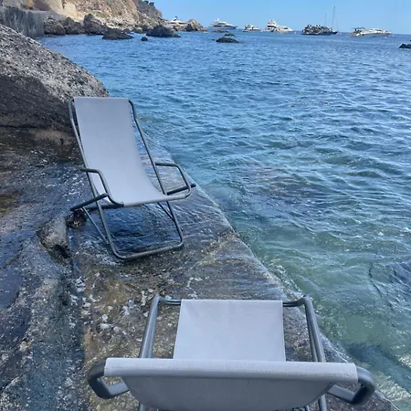 Coco Noir * Taormina